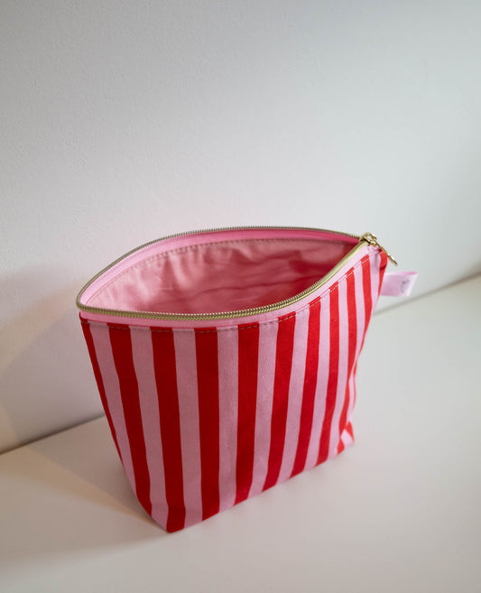 Kosmetiktasche mit Boden - stripes