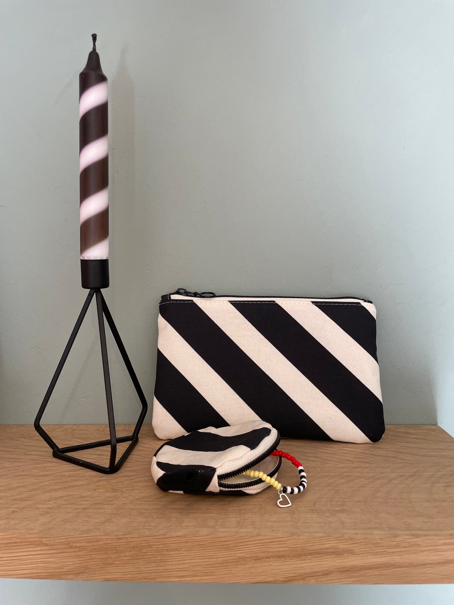 Kosmetiktasche - black and white